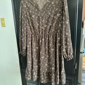 Boutique dresss. Brown with elastic at waist. Adorable with booties!